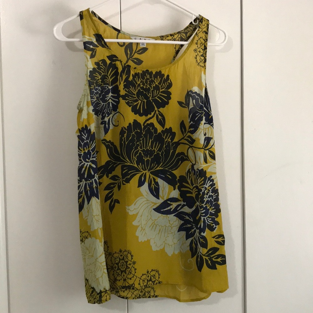 Size small CAbi silk blend tank